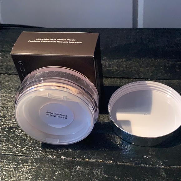 🔴FLASH SALE🔴 Hydra-mist Setting Powder - Picture 8 of 10